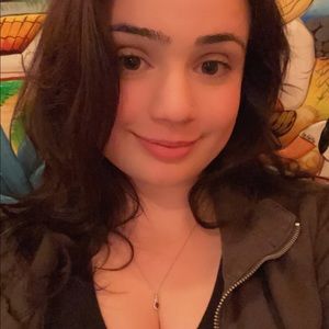 Meet your Posher, Emj12363